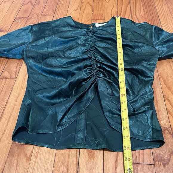 L’Academie The Waylon Satin Ruched Blouse in Rainforest Green Size Small - Picture 9 of 9